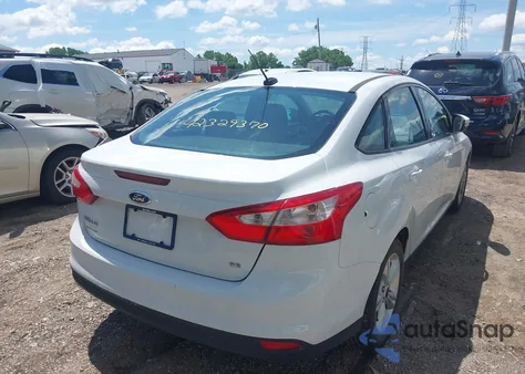 2014 Ford Focus Se z USA, uszkodzony, nr VIN 1FADP3F27EL128559